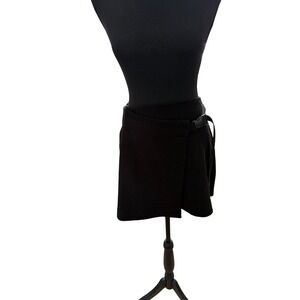 Zara Woman Black Wrap Mini Skirt Utility Buckle Strap Size S MEX 26